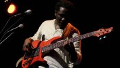 3.000 Personas aclaman durante 10 minutos a Richard Bona en Jazz en la Costa