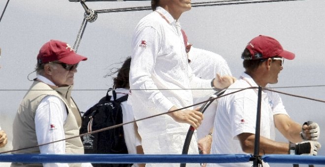 El Rey se embarca en el Bribón para la primera prueba de la Regata Breitling