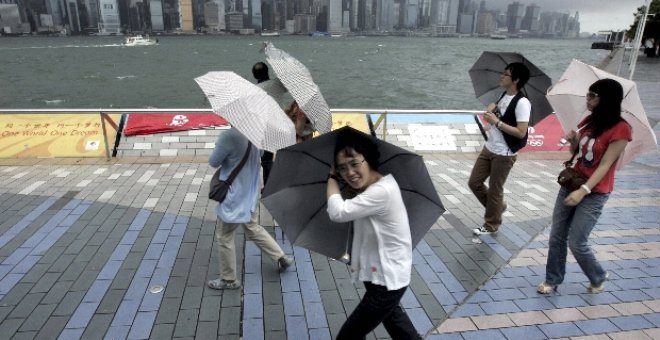 El tifón Fung-Wong se dirige a China tras causar un muerto en Taiwán