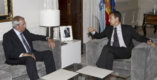 Zapatero garantiza a Touriño que en 2009 se licitarán los tramos pendientes del AVE que llegará en 2012