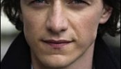 James McAvoy asegura que no fue nada sexy besar a Angelina Jolie