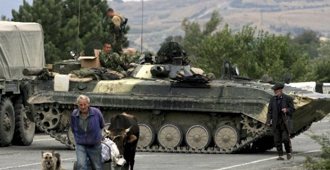 Los blindados rusos cierran la carretera entre Tiflis y el norte del país