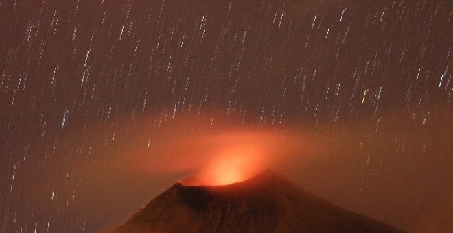 Dos personas desaparecen en una avalancha de lodo en el volcán ecuatoriano Tungurahua