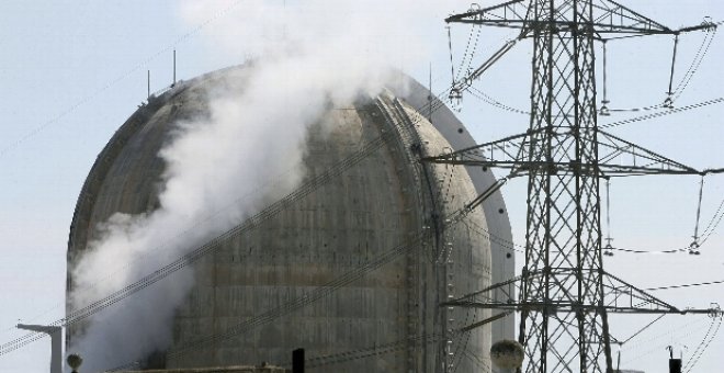 Los ecologistas afirman que un escape de hidrógeno causó el incendio de Vandellós