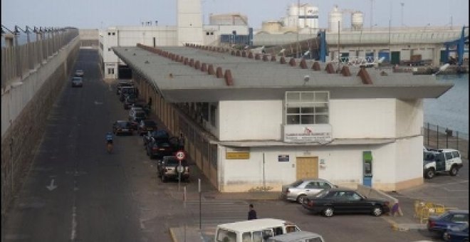 Rescatados 26 inmigrantes en Alborán por el buque de la línea Melilla-Málaga