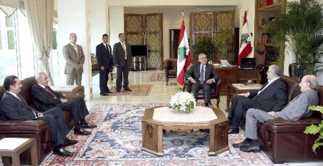 Los líderes libaneses se reúnen para intentar cerrar la crisis