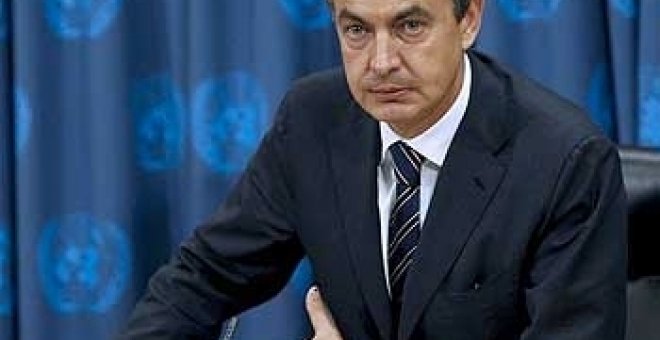 Zapatero: "Abaratar el despido no ayudaría a superar la crisis"