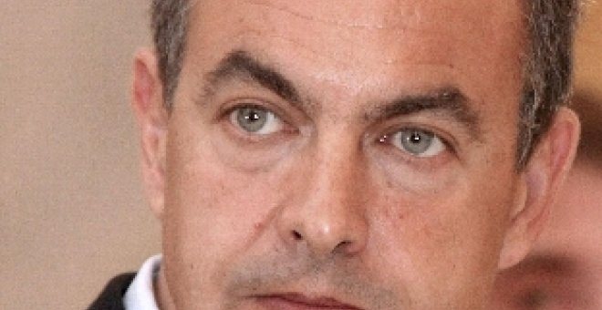Zapatero se reunirá hoy en Moncloa con los presidentes de bancos y cajas