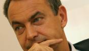 Zapatero: "No me parece casual que el auto de Garzón llegue después de la ley de la memoria"