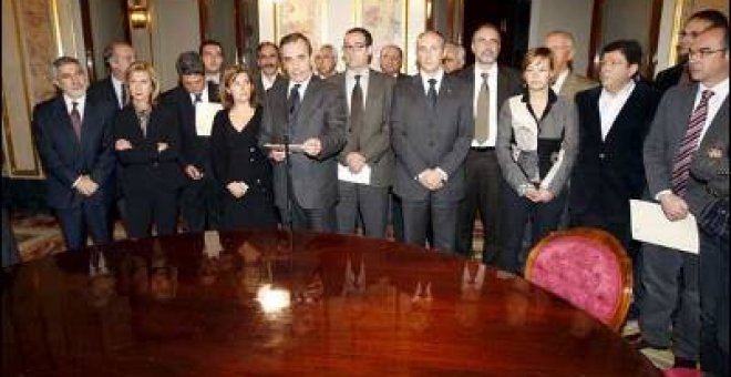 Los partidos reafirman su apoyo a los empresarios vascos