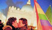 Los gays italianos acusan al Vaticano de homofobia