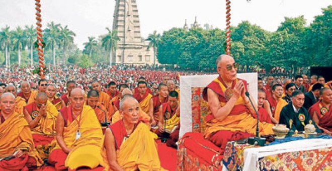 Los monjes budistas se convierten a la ciencia