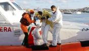 Un naufragio en el Canal de Sicilia deja más de 300 desaparecidos