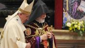 El papa recuerda el "exterminio" armenio, el "primer genocidio del siglo XX"