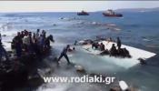 Tres muertos al hundirse un barco con inmigrantes junto a la isla griega de Rodas