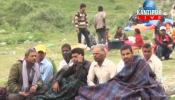 Miles de nepalíes huyen al campo por temor a las réplicas