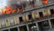 Un incendio afecta al salón de plenos del Ayuntamiento de Brunete