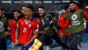 Vargas mete a Chile en 'su' final ante una combativa Perú