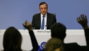Draghi mantiene sin cambios el programa de compra de deuda, pero promete más si es necesario