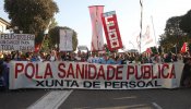 Miles de personas se manifiestan en Vigo contra los recortes y en defensa de la sanidad pública