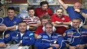 Nueve astronautas de cinco naciones, juntos en el espacio