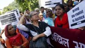El caso que conmocionó a la India ya tiene sentencia: tres condenados a cadena perpetua por violar y asesinar a una niña de ocho años