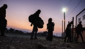 Cifuentes recorta el presupuesto de inmigración un 32% en plena llegada de refugiados a España