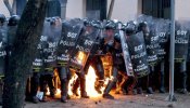 Ecuador dice que las manifestaciones de agosto dejaron a más de 100 policías heridos y hospitalizados
