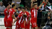 El Sevilla se lleva el derbi copero y da un gran paso hacia los cuartos de Copa