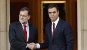 Rajoy sigue sin llamar a Sánchez pero le invita a través de Twitter a "evitar las elecciones" con una gran coalición