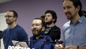 Iglesias refuerza la organización de Podemos con el aplauso unánime a Echenique como 'número tres'