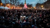 La policía desaloja por segunda noche a cientos de "indignados" en París