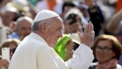 El Papa Francisco pide a los sacerdotes que eviten "posturas rígidas" ante los divorciados