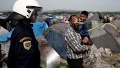 La UE desbloquea 83 millones de ayuda a ACNUR, Cruz Roja y otras seis ONG que asisten a refugiados