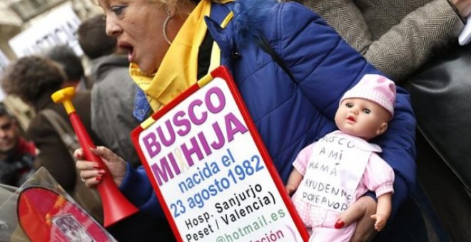 Segundo médico procesado en España por un caso de bebés robados