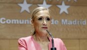 Cifuentes ve "disparate" la querella contra ella de "un grupo de radicales"