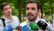 Garzón ve "sospechoso" que el debate a cuatro sea tan alejado del 26-J y coincida con el partido de la selección