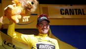 Van Avermaet gana su clásica en el Macizo Central y se viste de amarillo en el Tour