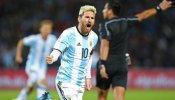 Messi guía el triunfo de Argentina ante Uruguay en el estreno de Bauza