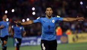 Suárez y Neymar tiran de Uruguay y Brasil; Argentina empata sin Messi