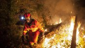 Ourense, en vilo por varios fuegos que han arrasado casi 4.000 hectáreas