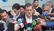 Rajoy: "Que Sánchez quiera gobernar con los independentistas y la extrema izquierda es un completo disparate"