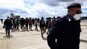 Amnistía denuncia que Italia viola los derechos de los inmigrantes, bajo la presión de la Unión Europea
