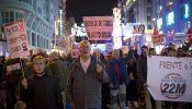 Miles de personas llenan la Gran Vía para pedir "dignidad" en el trabajo