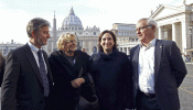 Los alcaldes del cambio reivindican en el Vaticano la obligación moral de acoger a los refugiados