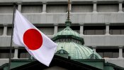 El Banco de Japón mantiene los bajos tipos de interés mientras ve la marcha de la economía con mayor optimismo