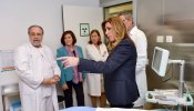 Andalucía ultima la oferta de empleo para hacer fijos a 40.000 médicos y maestros
