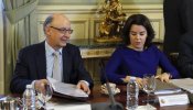 Los técnicos de Hacienda alertan de una desviación de 12.000 millones en el objetivo de ingresos de Montoro