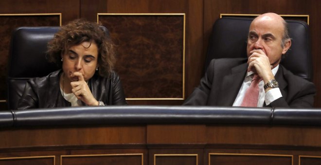 Guindos prevée devolver el rescate bancario con la privatización de Bankia y BMN