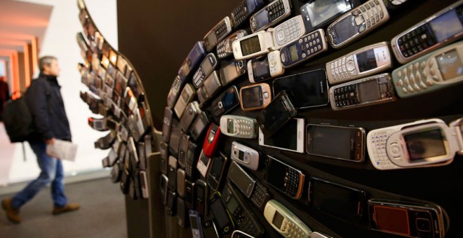 Un congreso denuncia el "modelo tecnológico depredador" del Mobile World Congress